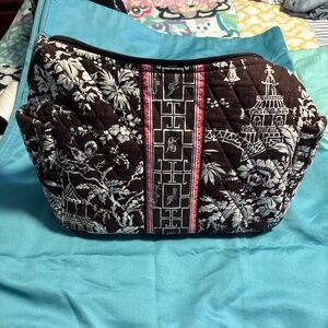 Vera Bradley handbag. Brown and cream.